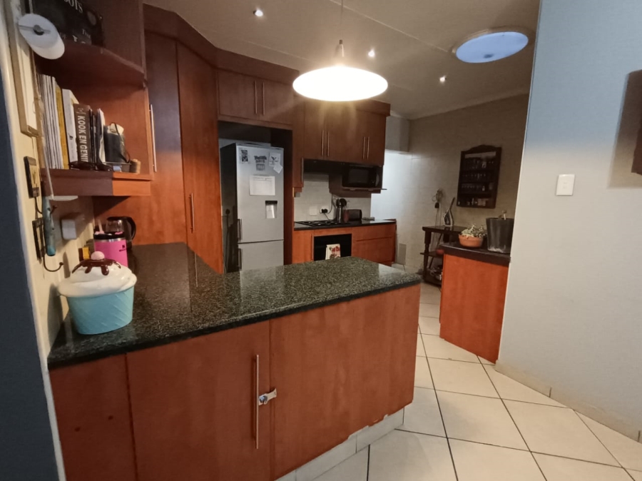 2 Bedroom Property for Sale in New State Areas Gauteng