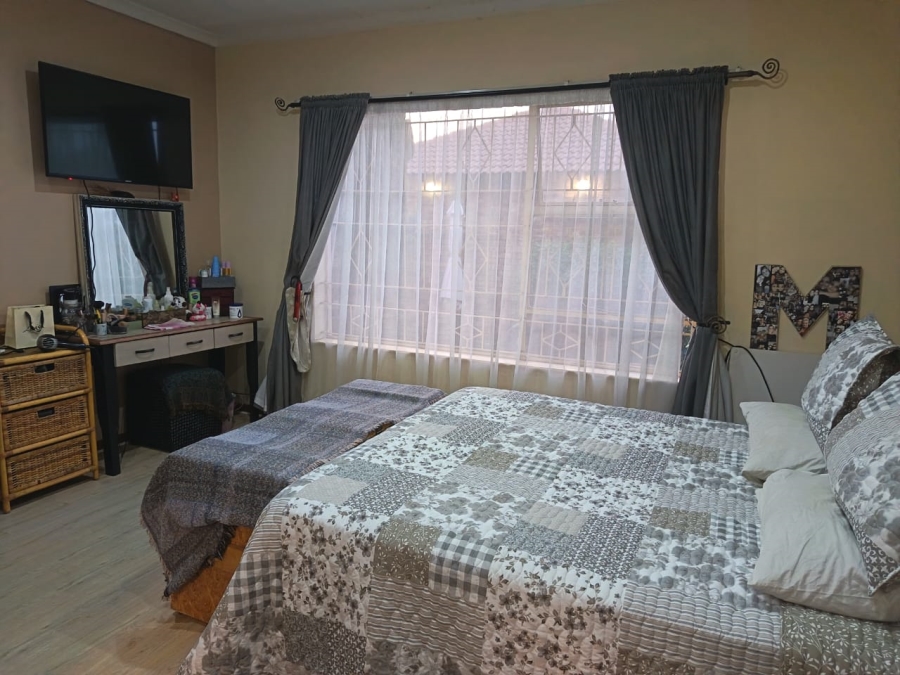 2 Bedroom Property for Sale in New State Areas Gauteng