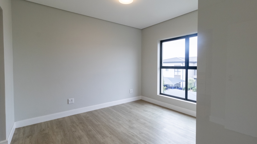 2 Bedroom Property for Sale in Serengeti Lifestyle Estate Gauteng