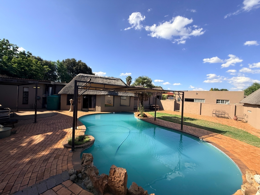 4 Bedroom Property for Sale in Duncanville Gauteng