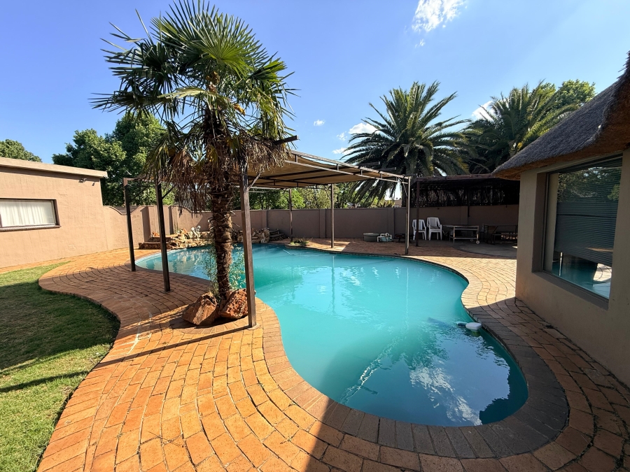 4 Bedroom Property for Sale in Duncanville Gauteng
