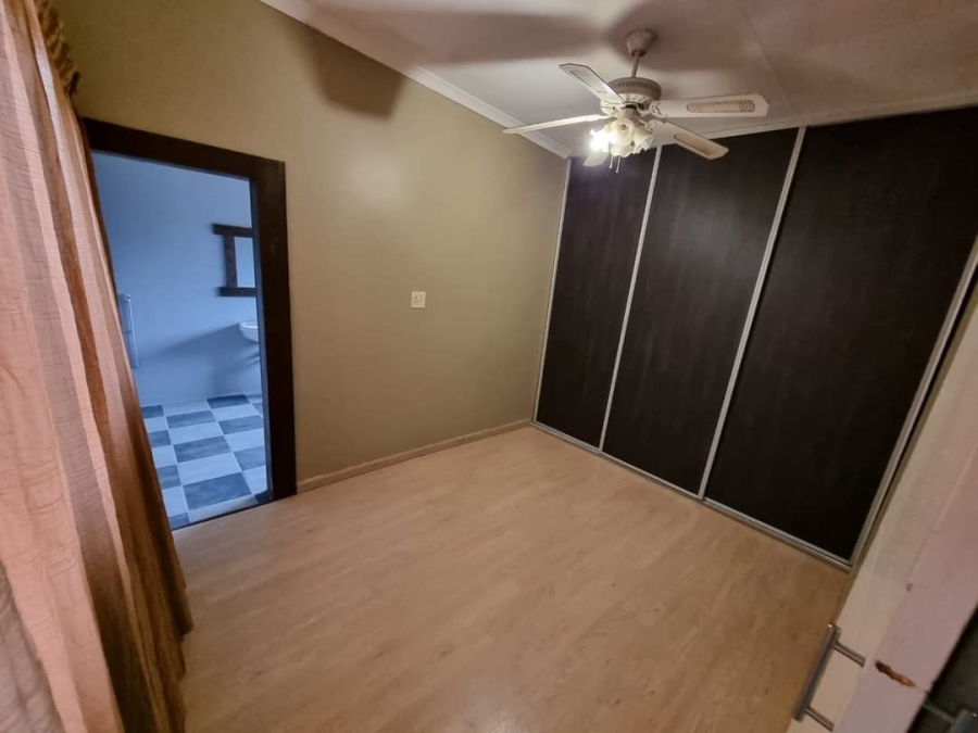 4 Bedroom Property for Sale in Duncanville Gauteng