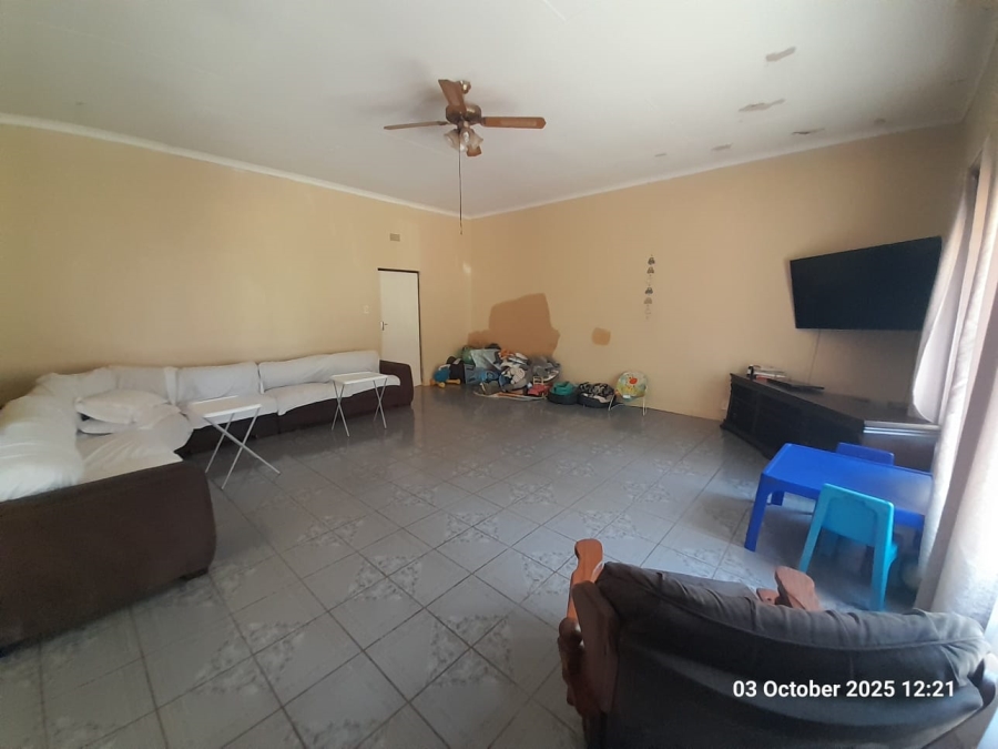 9 Bedroom Property for Sale in Pretoria North Gauteng