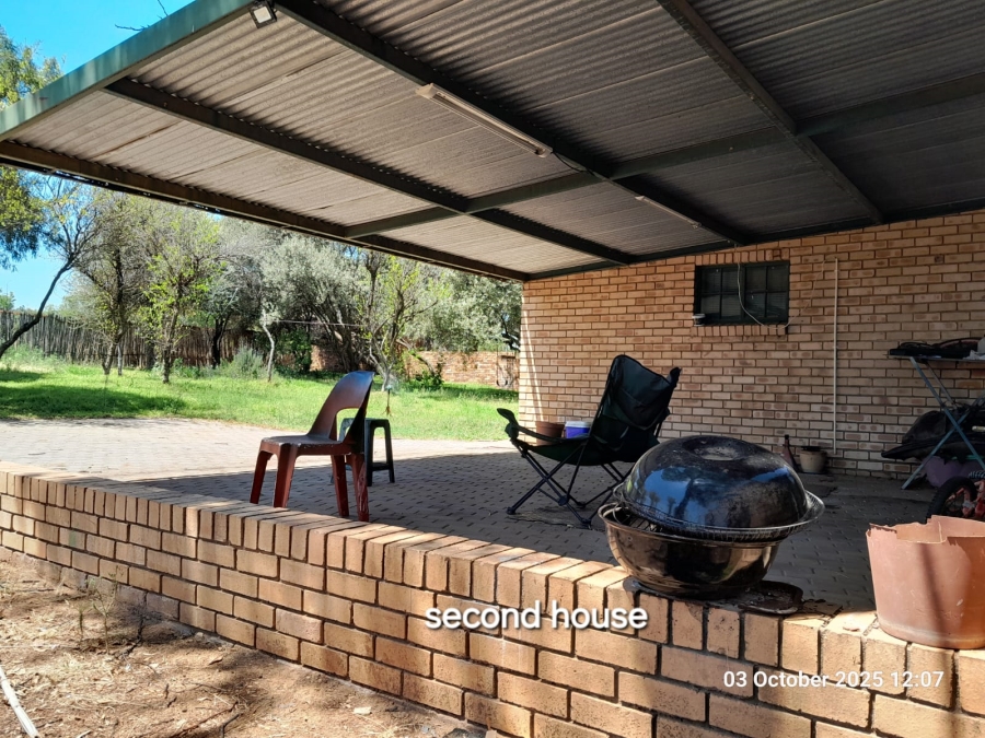 9 Bedroom Property for Sale in Pretoria North Gauteng