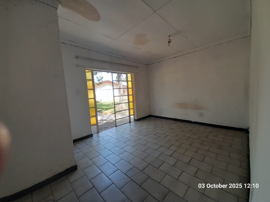 9 Bedroom Property for Sale in Pretoria North Gauteng