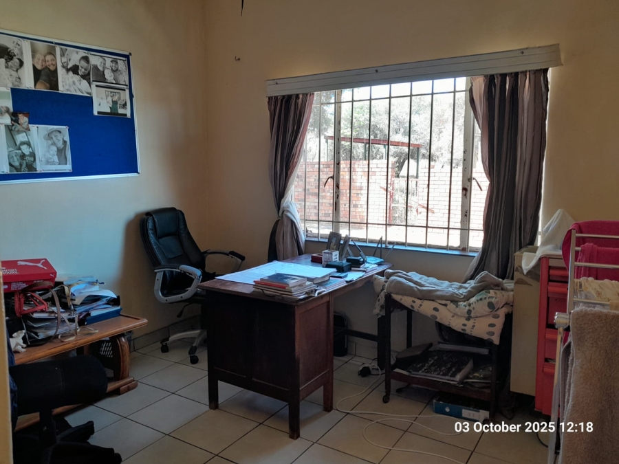 9 Bedroom Property for Sale in Pretoria North Gauteng