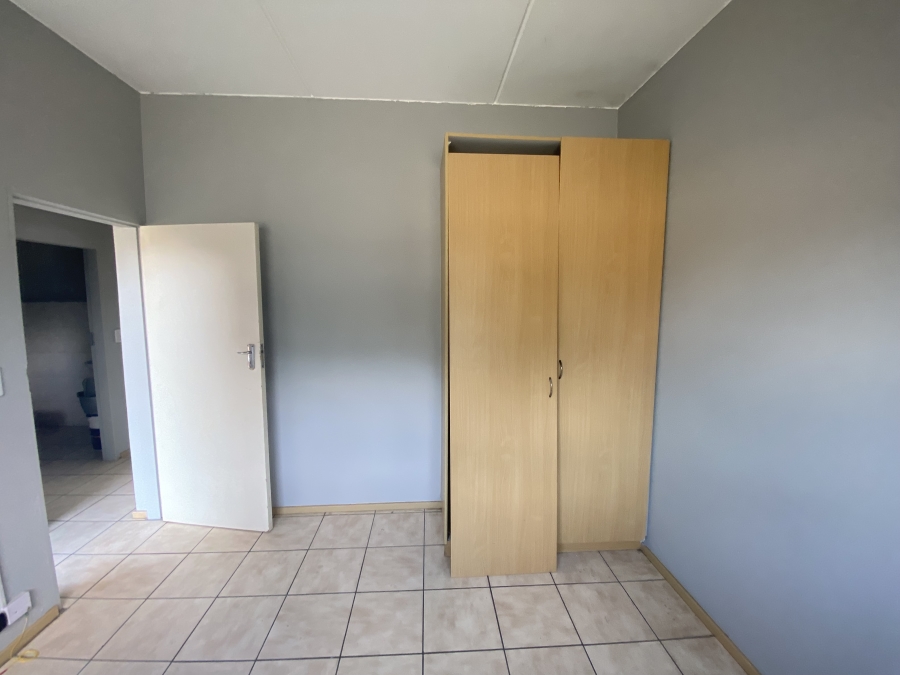 2 Bedroom Property for Sale in Rynfield Gauteng
