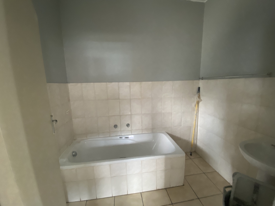 2 Bedroom Property for Sale in Rynfield Gauteng