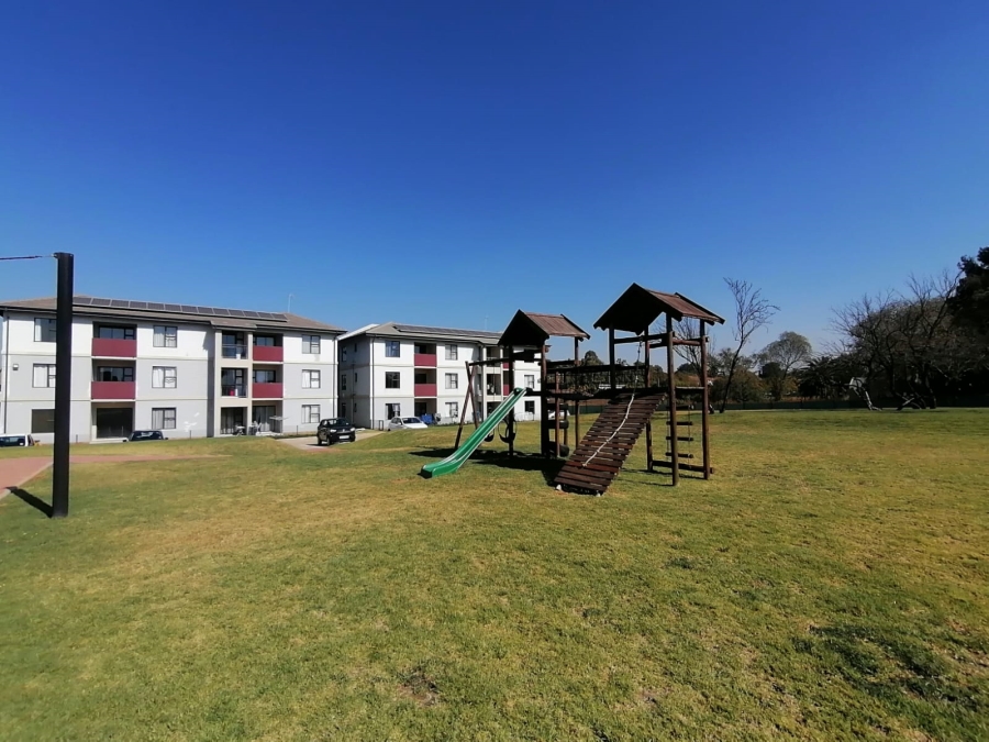 2 Bedroom Property for Sale in Norton Park Gauteng