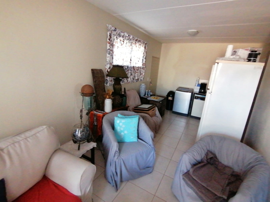 2 Bedroom Property for Sale in Norton Park Gauteng