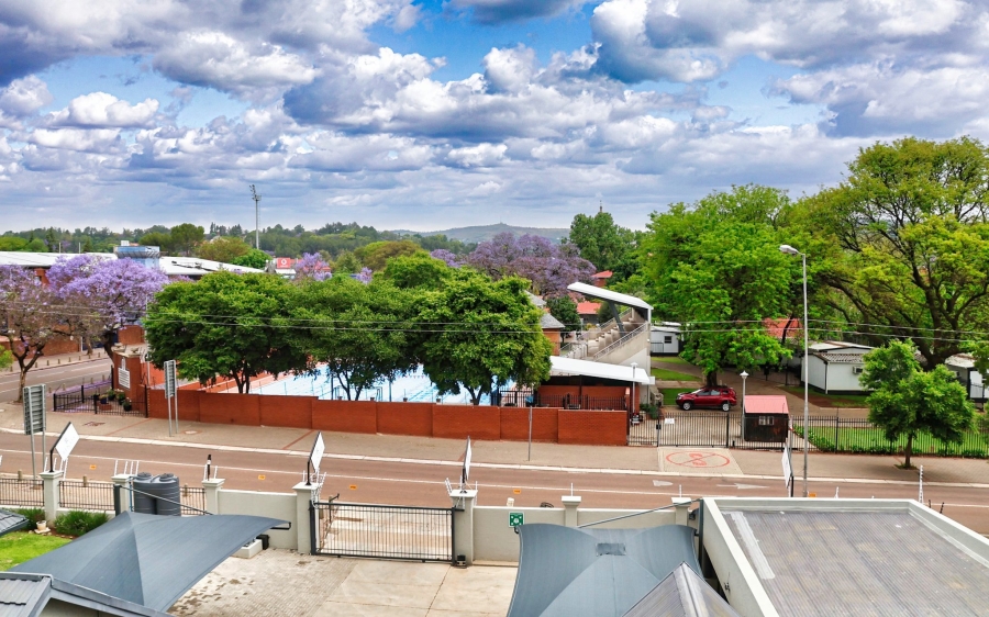 1 Bedroom Property for Sale in Clydesdale Gauteng