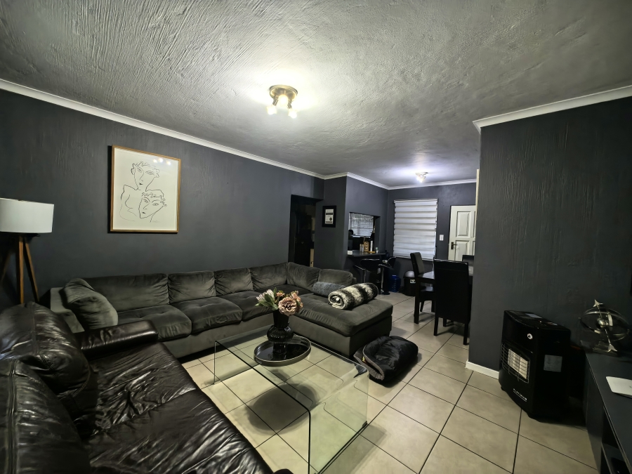 2 Bedroom Property for Sale in Noordhang Gauteng