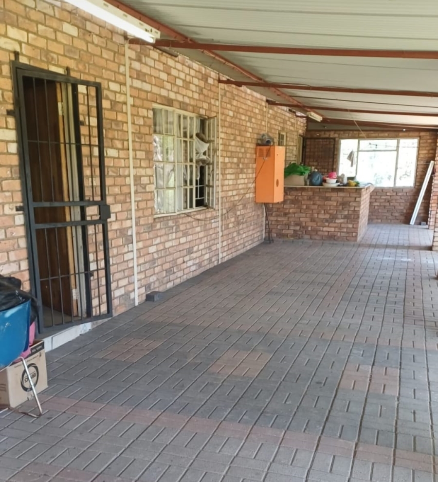 4 Bedroom Property for Sale in Bon Accord Gauteng