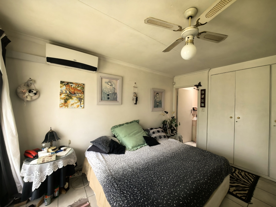 3 Bedroom Property for Sale in Hurlingham Manor Gauteng