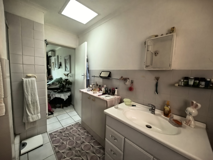 3 Bedroom Property for Sale in Hurlingham Manor Gauteng