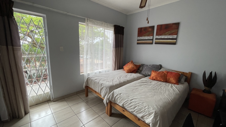 5 Bedroom Property for Sale in Magalieskruin Gauteng
