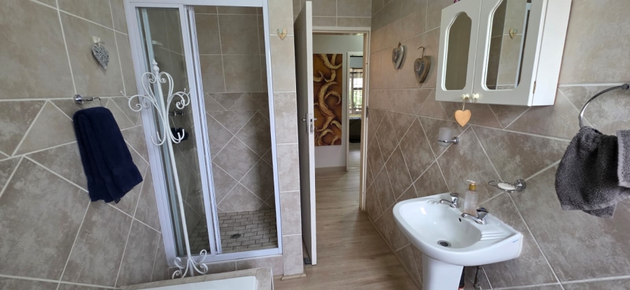 3 Bedroom Property for Sale in Vanderbijlpark SE 2 Gauteng
