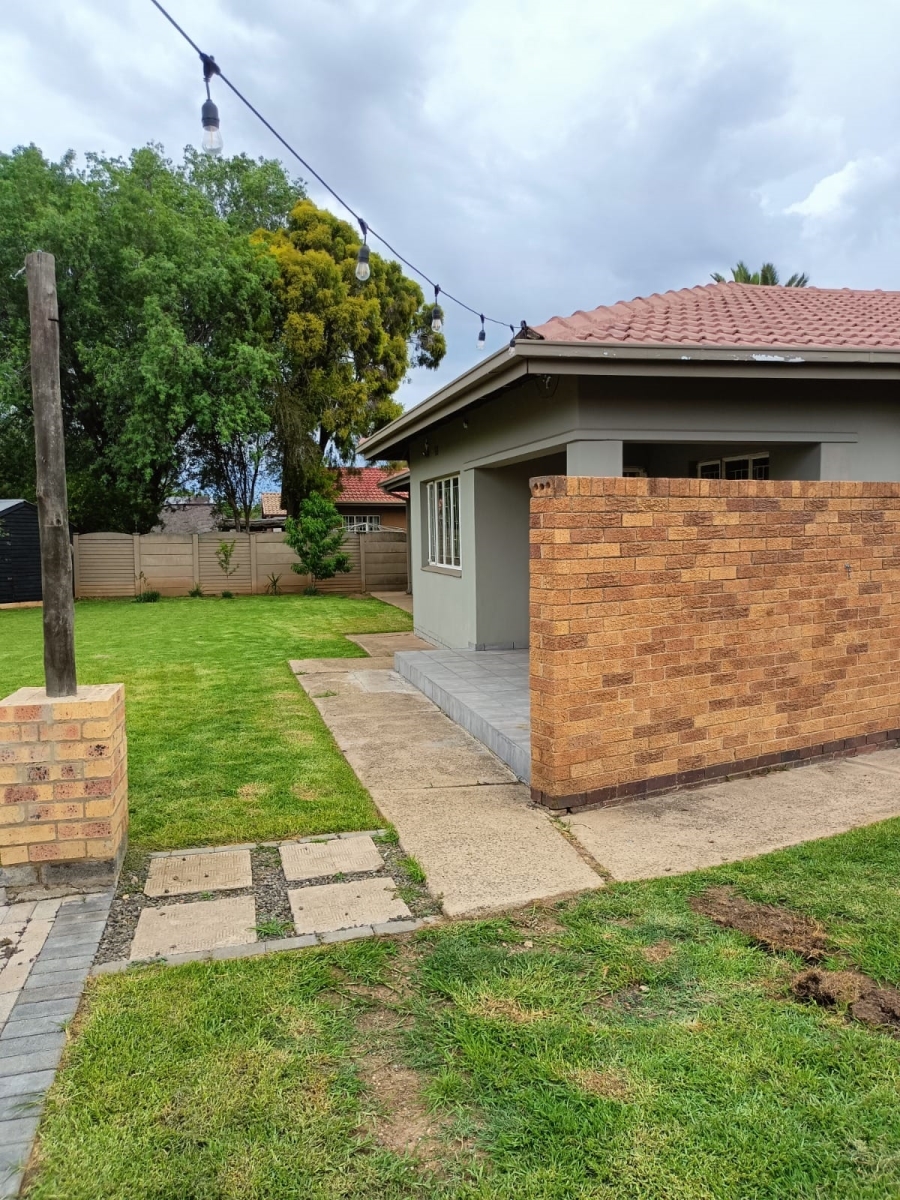 3 Bedroom Property for Sale in Vanderbijlpark SW 1 Gauteng