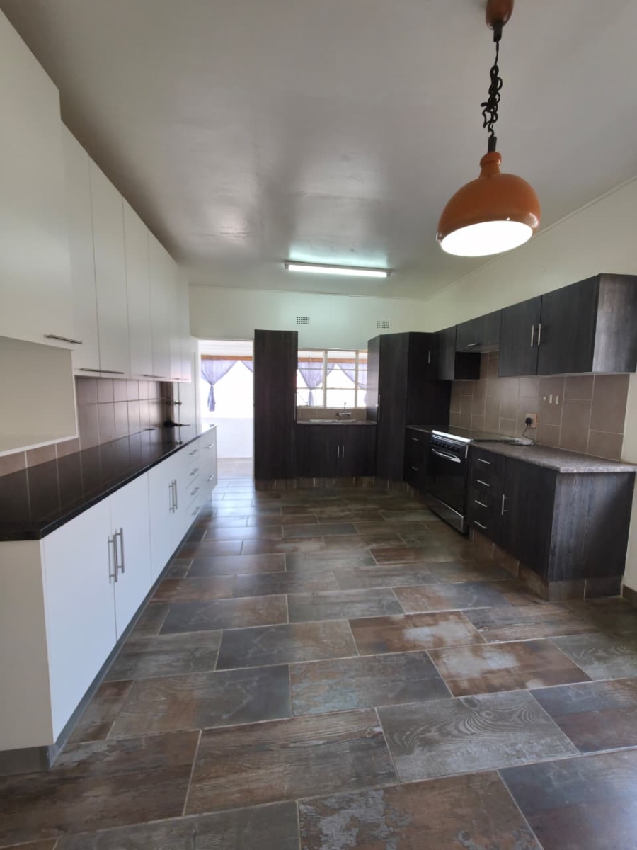 3 Bedroom Property for Sale in Noycedale Gauteng