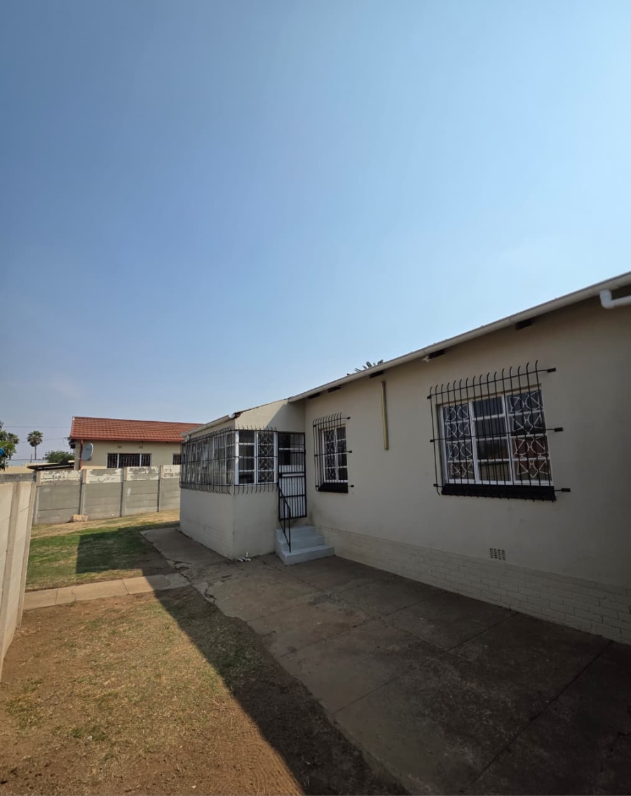 3 Bedroom Property for Sale in Noycedale Gauteng