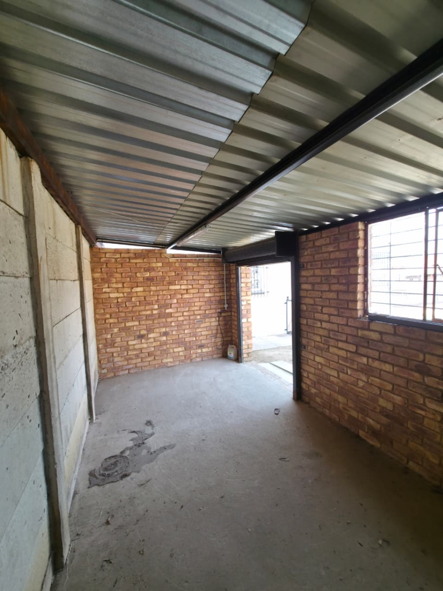 3 Bedroom Property for Sale in Noycedale Gauteng