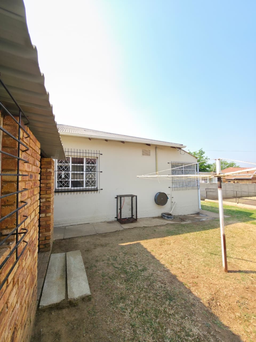3 Bedroom Property for Sale in Noycedale Gauteng