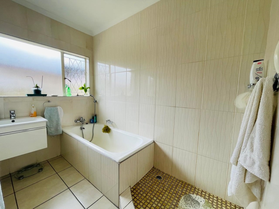 3 Bedroom Property for Sale in Van Dyk Park Gauteng