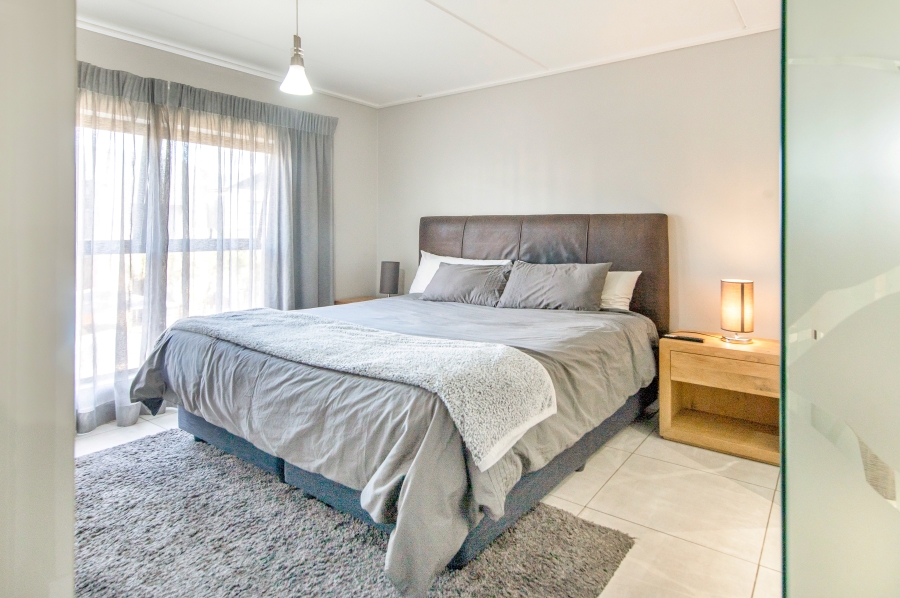 3 Bedroom Property for Sale in Waterfall Gauteng