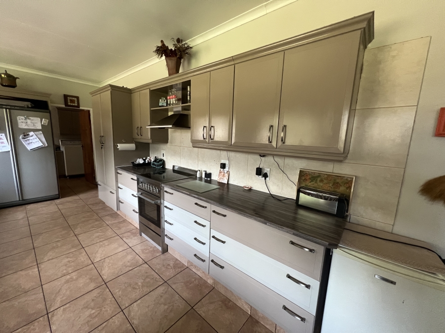 23 Bedroom Property for Sale in Hekpoort Gauteng