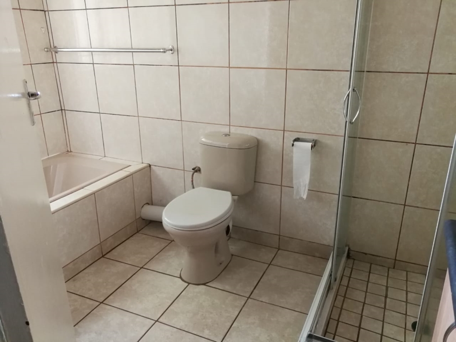 23 Bedroom Property for Sale in Hekpoort Gauteng