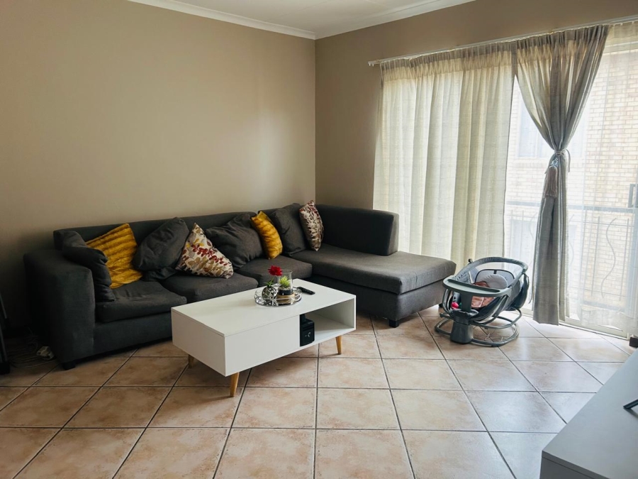 2 Bedroom Property for Sale in Greenhills Gauteng