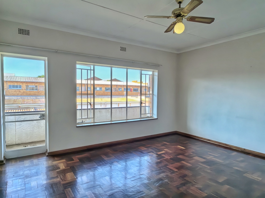 2 Bedroom Property for Sale in Linden Gauteng