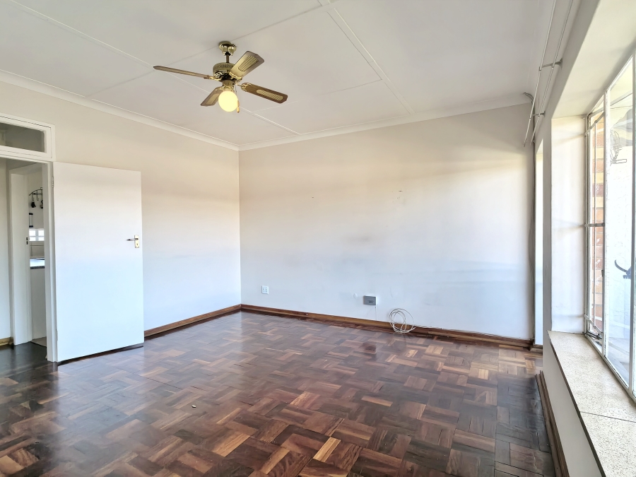 2 Bedroom Property for Sale in Linden Gauteng