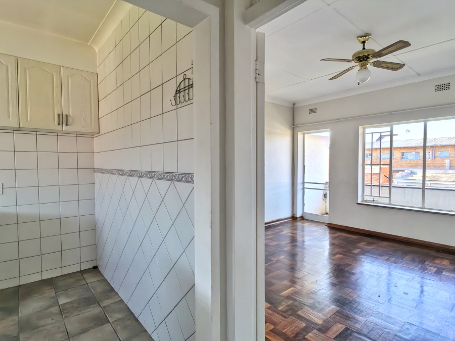 2 Bedroom Property for Sale in Linden Gauteng