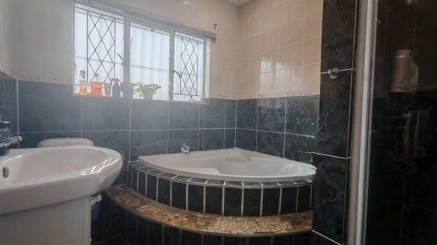 3 Bedroom Property for Sale in Arcon Park Gauteng