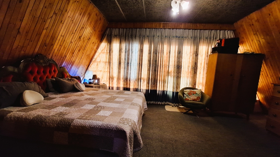 4 Bedroom Property for Sale in Theoville Gauteng