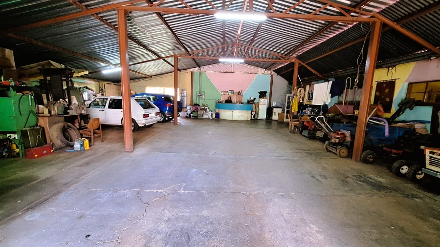 4 Bedroom Property for Sale in Theoville Gauteng