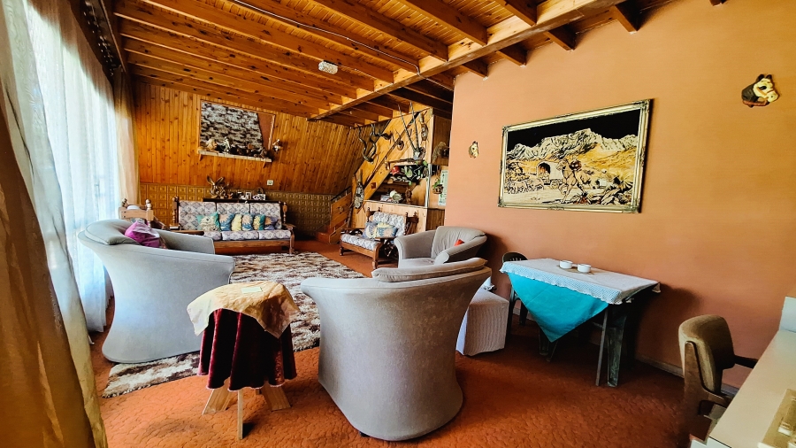 4 Bedroom Property for Sale in Theoville Gauteng