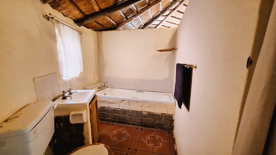 4 Bedroom Property for Sale in Theoville Gauteng