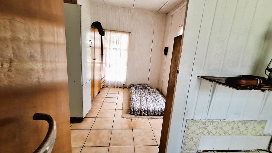 4 Bedroom Property for Sale in Theoville Gauteng