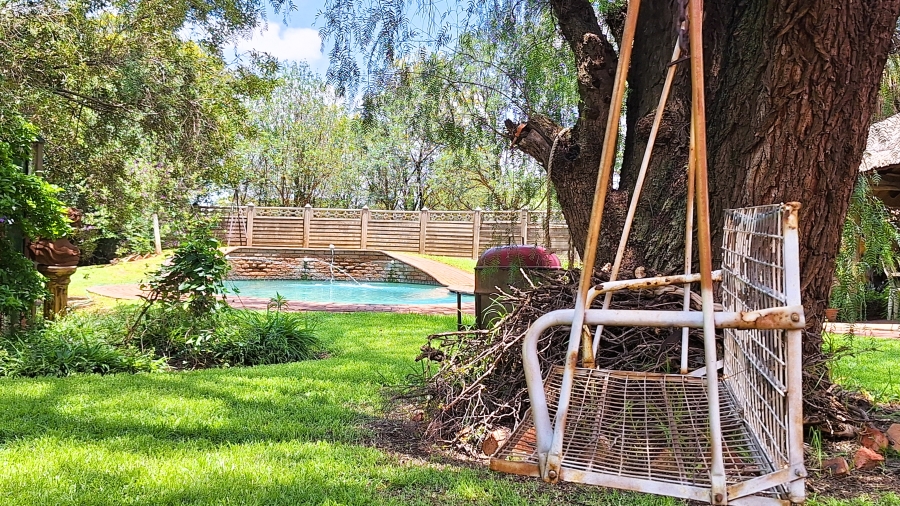 4 Bedroom Property for Sale in Theoville Gauteng