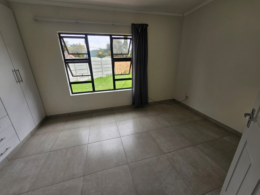 4 Bedroom Property for Sale in Brackenhurst Gauteng