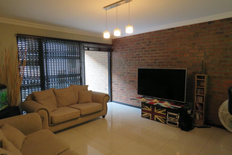 1 Bedroom Property for Sale in Solheim Gauteng