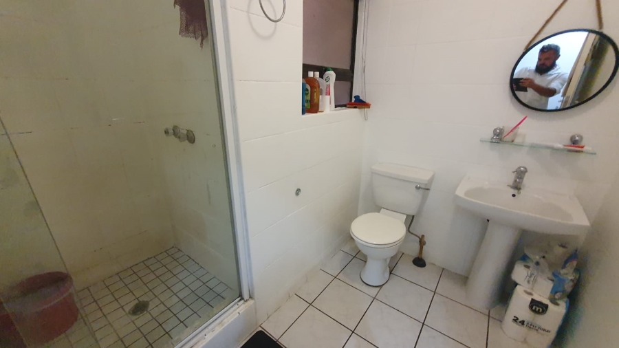 2 Bedroom Property for Sale in Maroeladal Gauteng