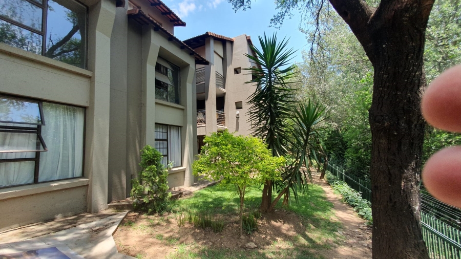 2 Bedroom Property for Sale in Maroeladal Gauteng