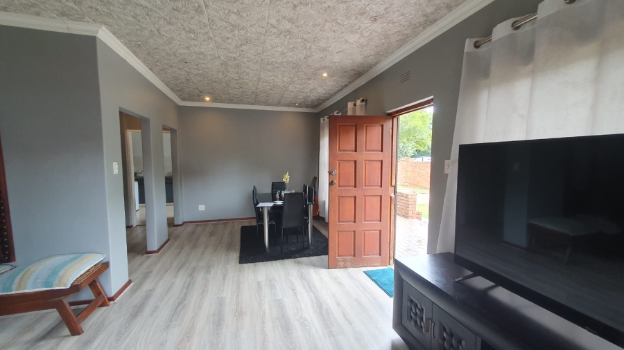 3 Bedroom Property for Sale in Gosforth Park Gauteng