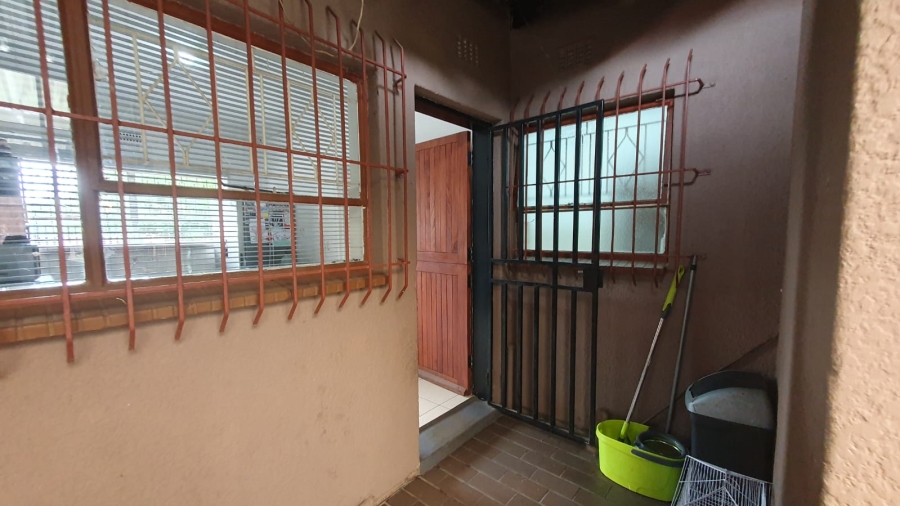 3 Bedroom Property for Sale in Gosforth Park Gauteng