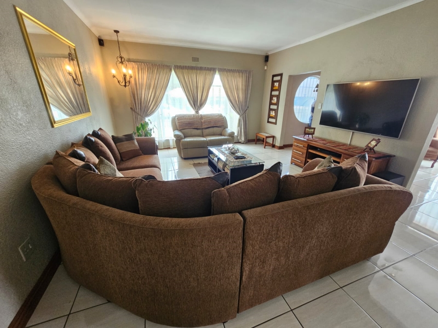 4 Bedroom Property for Sale in Randhart Gauteng