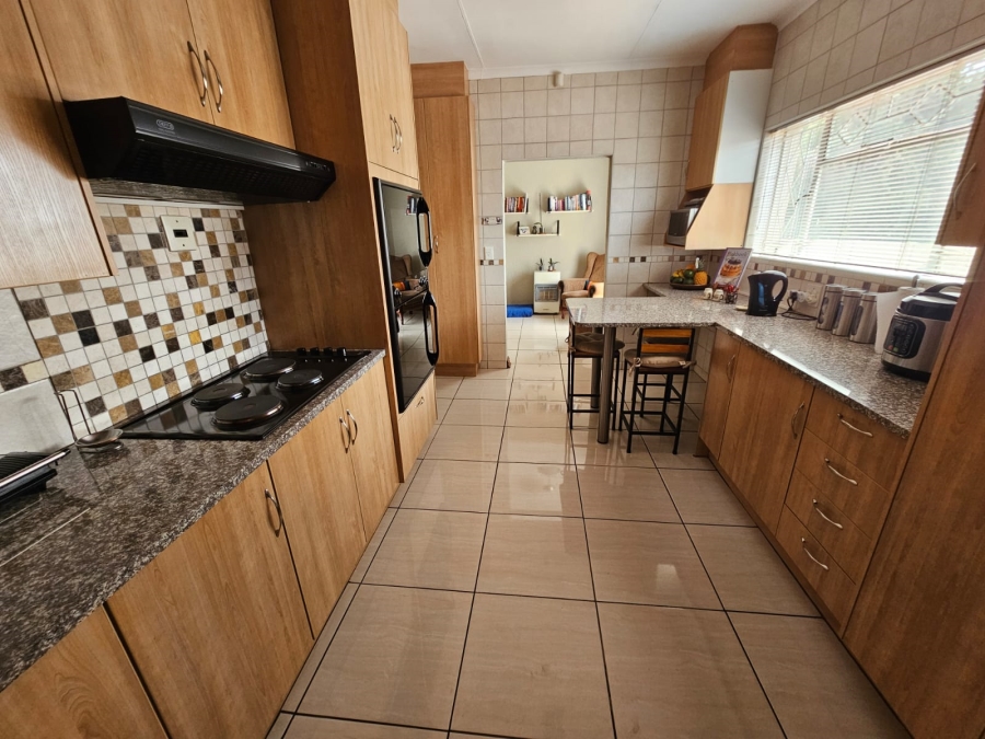 4 Bedroom Property for Sale in Randhart Gauteng