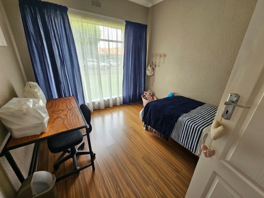 4 Bedroom Property for Sale in Randhart Gauteng